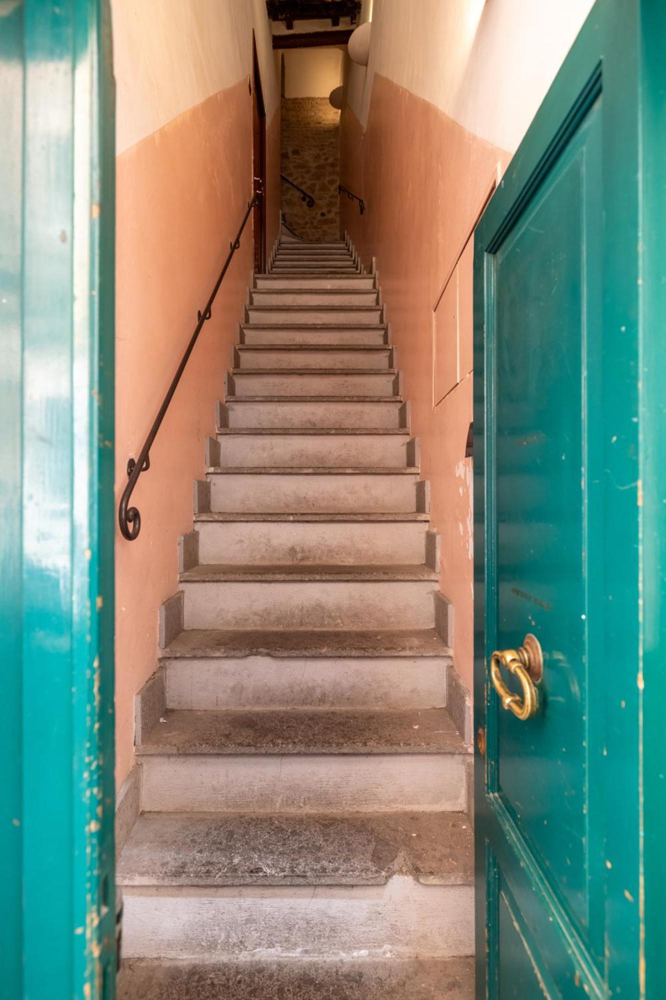 Suite Trevi - Charming Loft Near Trevi Fountain Rom Exterior foto